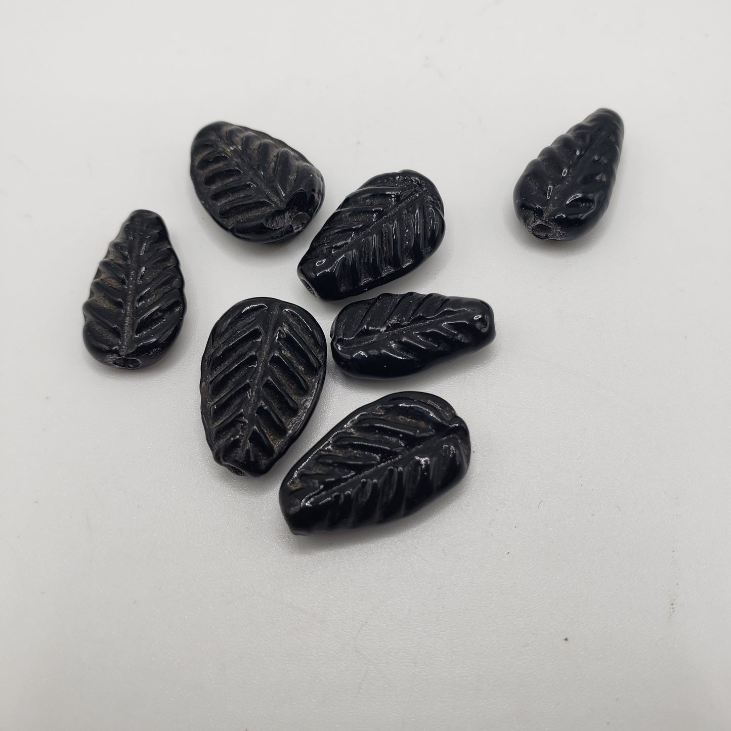 Clay Black Leaf Bead