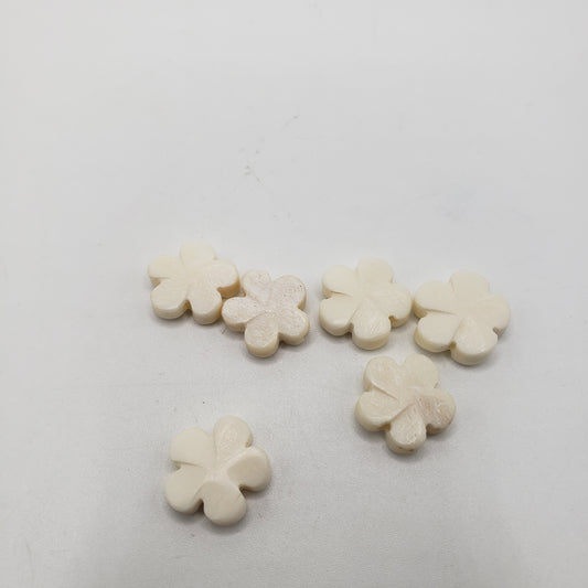 Small White Flower Bead Single