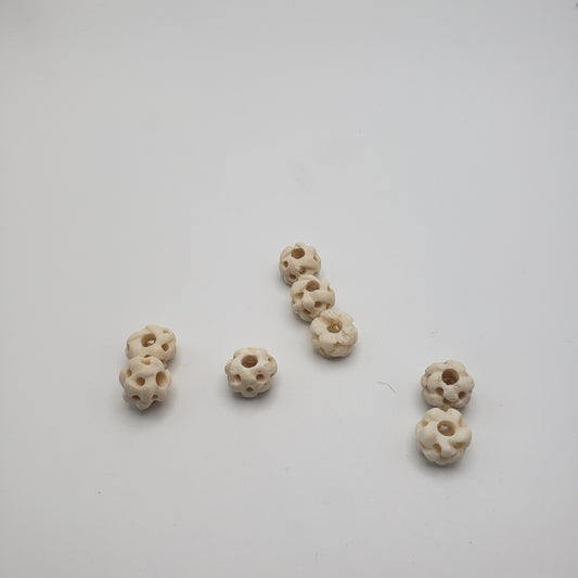 Latice Bone Bead White Single