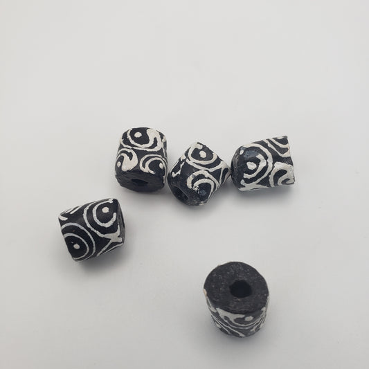 Black & White Clay Tube Bead Single