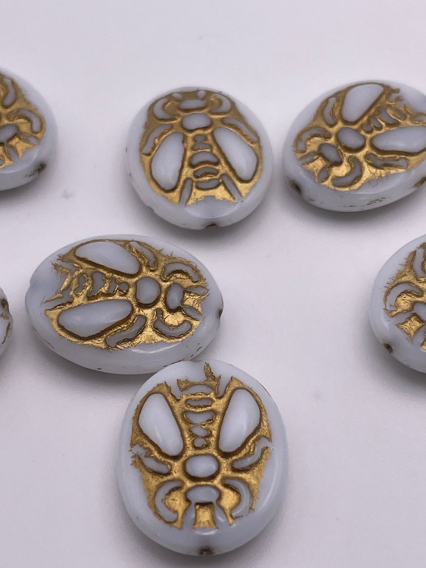 20mm White & Gold Bee Oval Czech Single Bead.