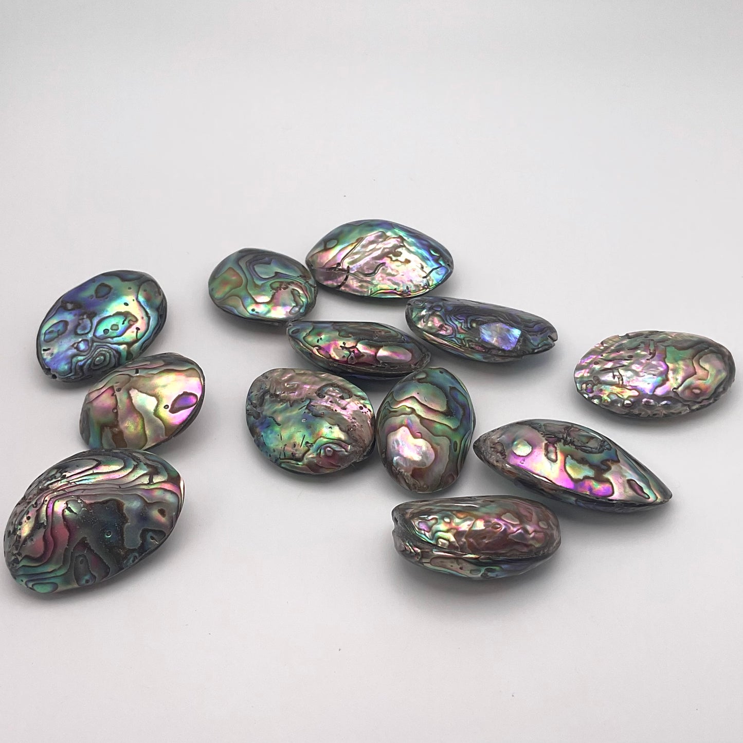 38mm Abalone Shell Oval Smooth Single