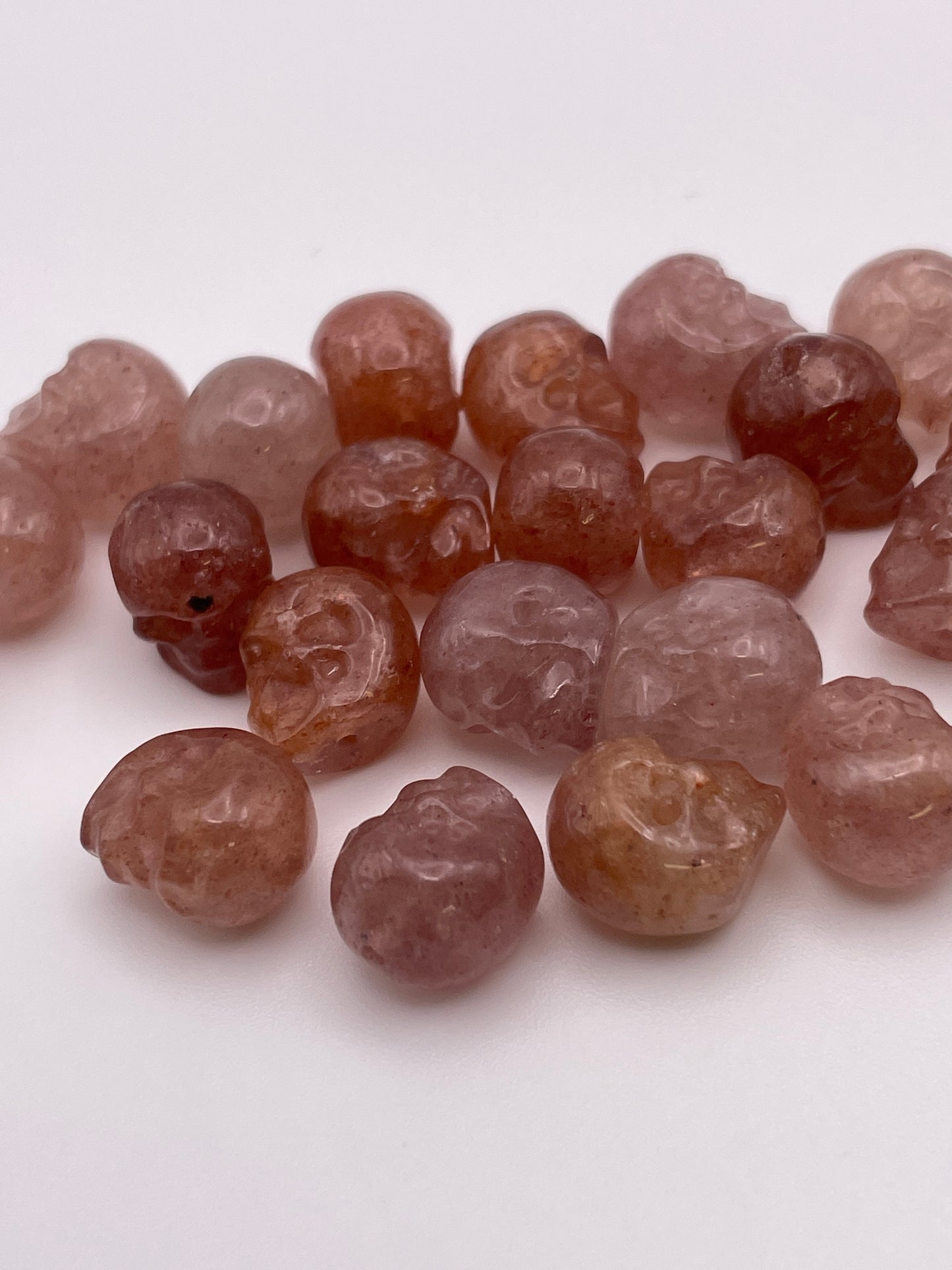 8mm Strawberry Quartz Skull Single Bead